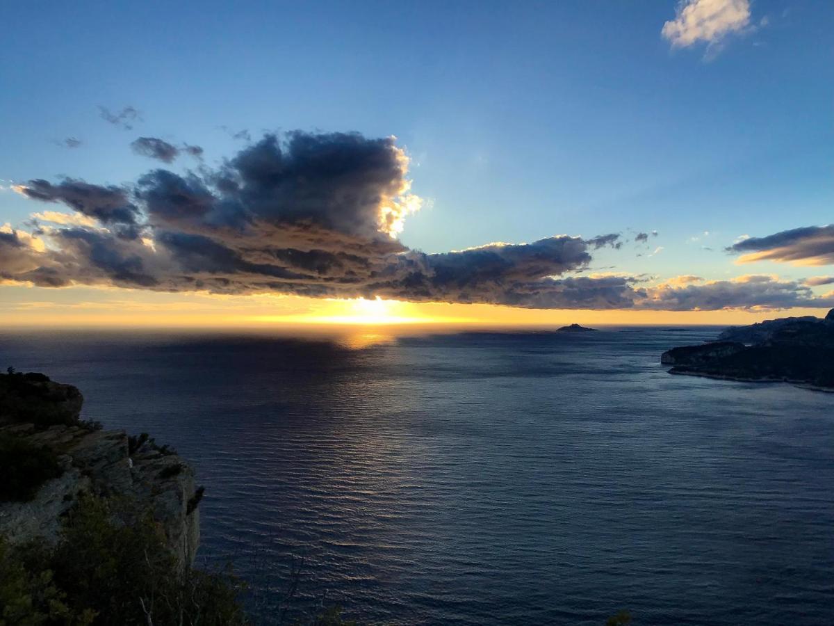 Appartement Retire De La Location La Ciotat Exteriér fotografie